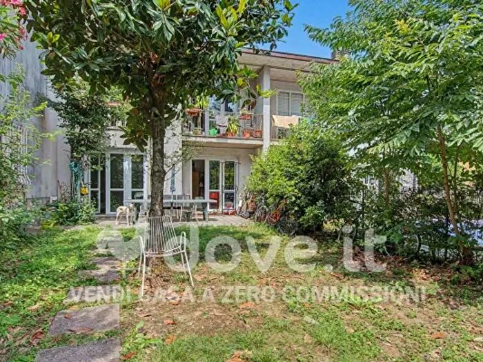 Casa con 5 locali in vendita in Via Cesario Minali, Bergamo