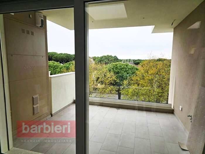 Appartamento quadrilocale in affitto in Viale Volturno, Centro, Cervia