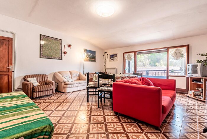 Appartamento quadrilocale in vendita in Via Pietramala, Firenzuola