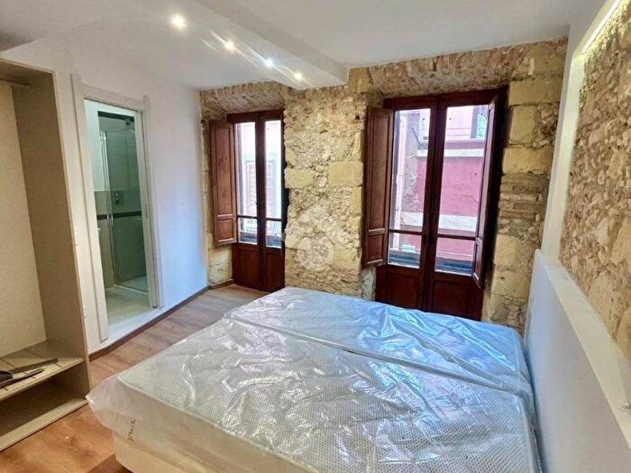 Appartamento monolocale in affitto in VIA GIOVANNI SIOTTO PINTOR, Ospedale, Cagliari