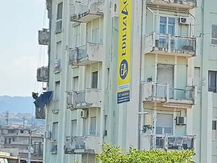 Appartamento quadrilocale in vendita in Via San Giorgio Extra, Reggio Calabria