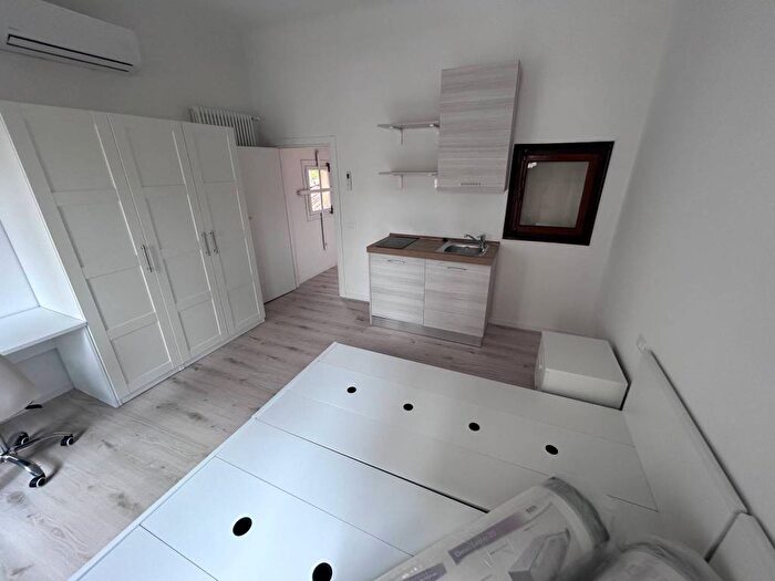 Appartamento monolocale in affitto in Via Trieste, Piazza Mazzini Ospedale Militare, Padova