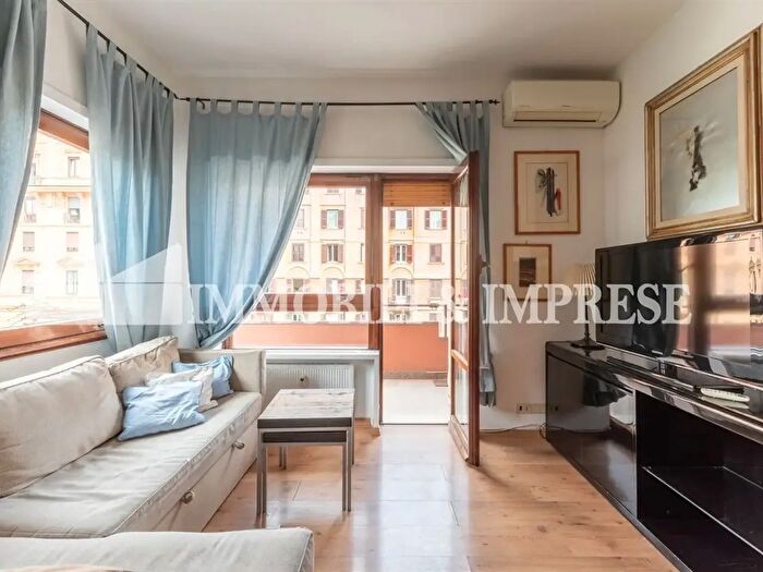 Appartamento bilocale in vendita in Via Cesare Fracassini, Roma