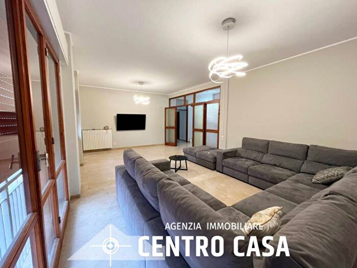 Appartamento con 5 locali in affitto in Piazza Fabrizio Trisi, Lugo