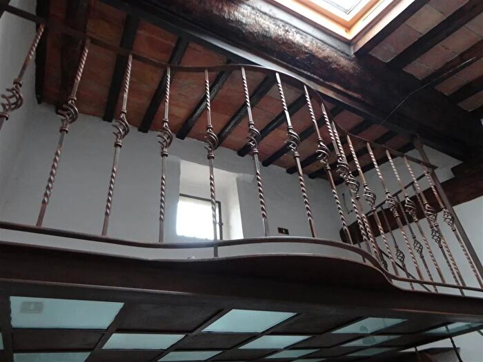 Appartamento trilocale in vendita in Torrita Di Siena