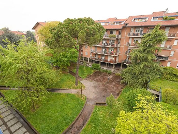 Appartamento quadrilocale in vendita in Via Albert Einstein, Bergamo