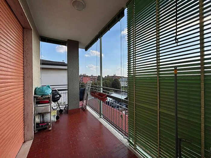 Appartamento trilocale in vendita in Via Piave, Nova Milanese