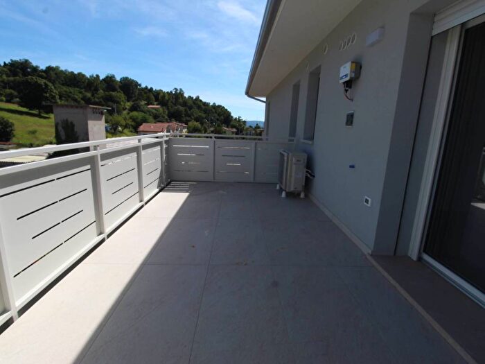 Appartamento trilocale in affitto in Via Vicenza, Arzignano