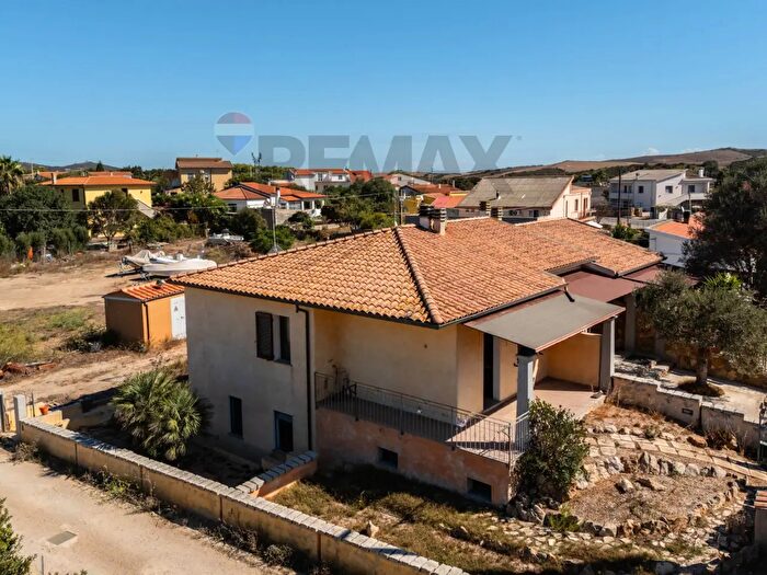 Casa con 6 locali in vendita in Sassari
