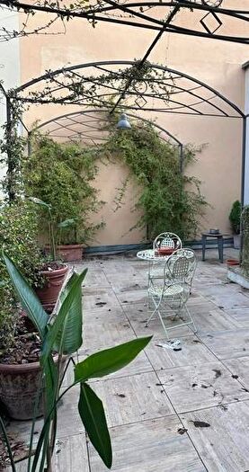 Appartamento con 6 locali in affitto in Missori, Milano