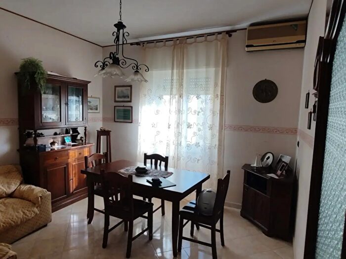 Appartamento quadrilocale in vendita in Via Severino Boezio, Napoli