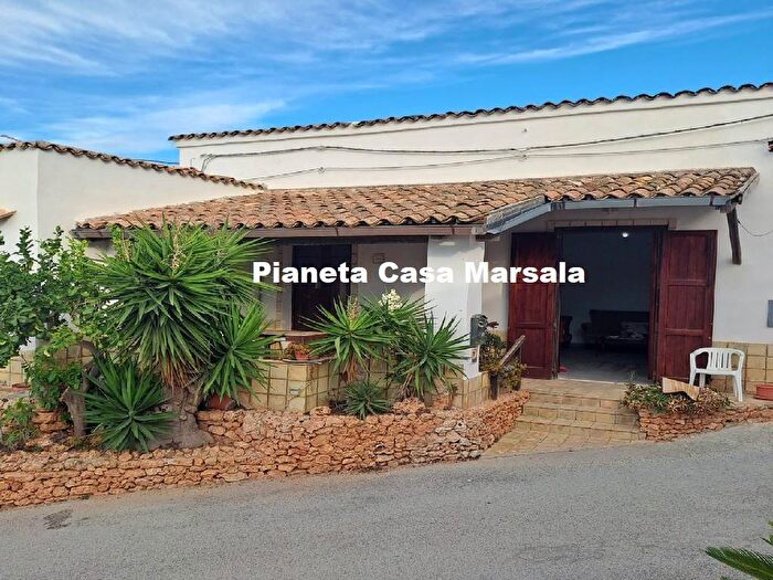 Casa quadrilocale in affitto in Contrada Colombaio Lasagna, Contrade Extraurbane, Marsala