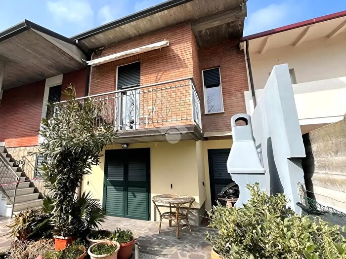Casa quadrilocale in vendita in Via Cassani, Cotignola