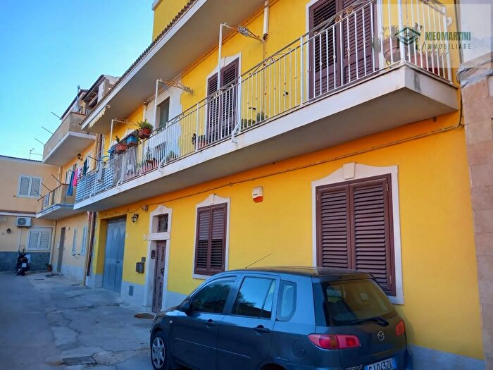 Appartamento con 7 locali in affitto in Via Fratelli Amodeo Siracusa Sr, Siracusa