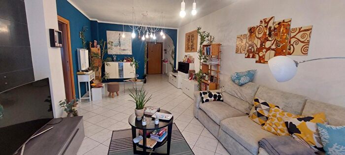 Appartamento con 5 locali in vendita in Carrara