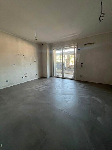 Appartamento trilocale in vendita in Via Toscana, Bologna