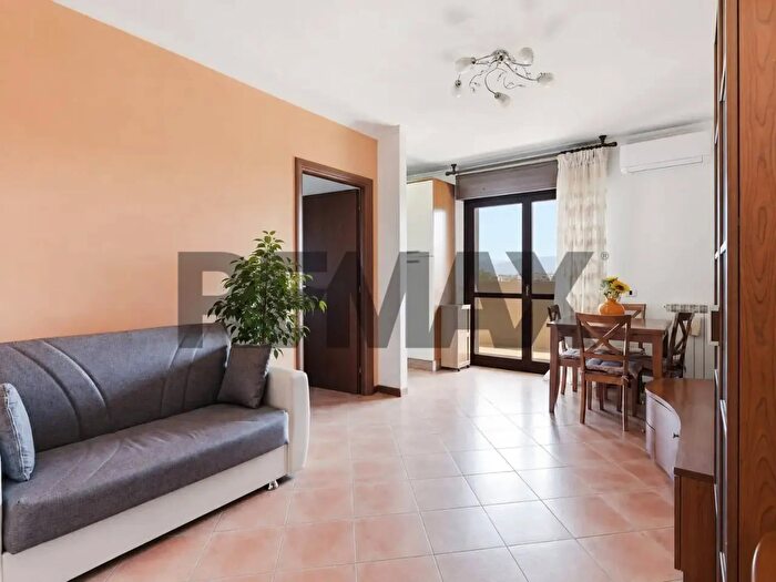 Appartamento bilocale in vendita in Via Raoul Chiodelli, Roma