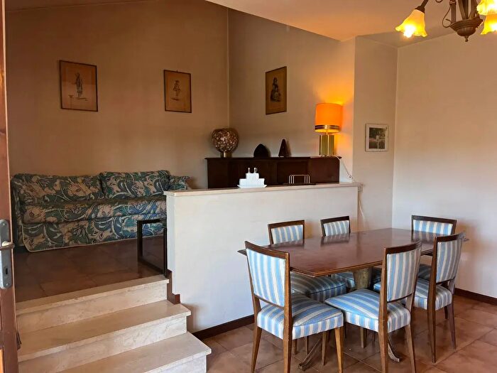 Appartamento con 5 locali in vendita in Via Aurelia Nord, Viareggio