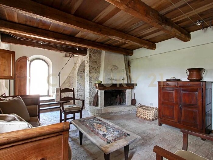 Casa in vendita in Via Santa Vittoria, Monteleone Sabino