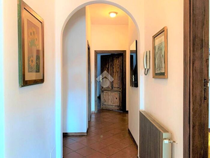 Appartamento quadrilocale in affitto in Via Del Commercio, Catanzaro Lido, Catanzaro
