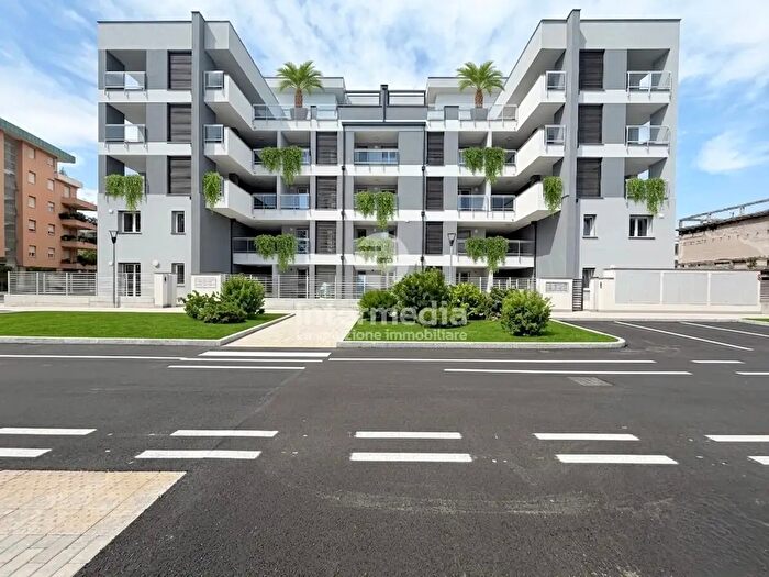 Appartamento quadrilocale in vendita in Via Stretta, Brescia