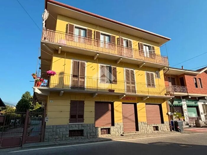 Appartamento bilocale in vendita in Via Stura, Villanova Canavese