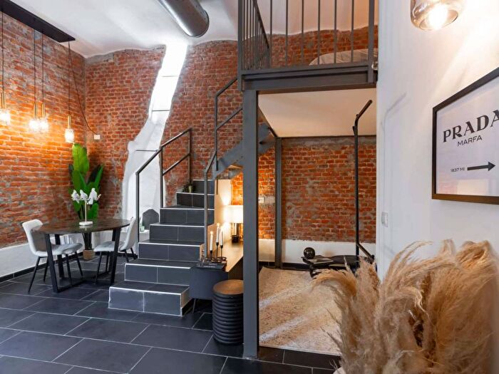 Appartamento monolocale in affitto in Via Pietro Borsieri, Isola, Milano