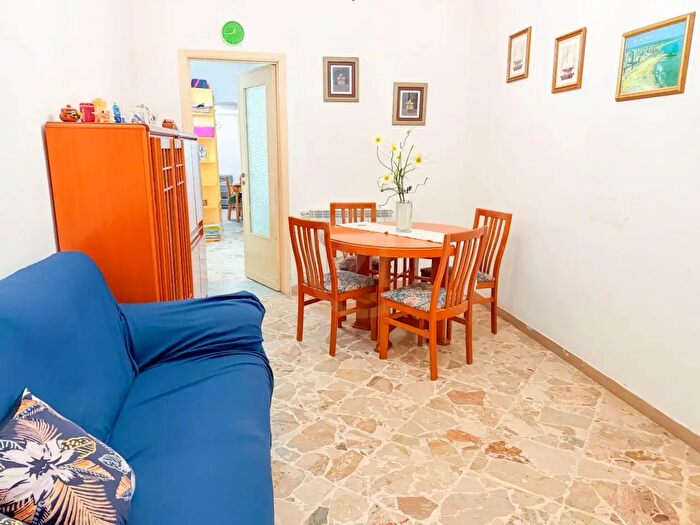 Casa trilocale in affitto in Via Mertole, Acireale