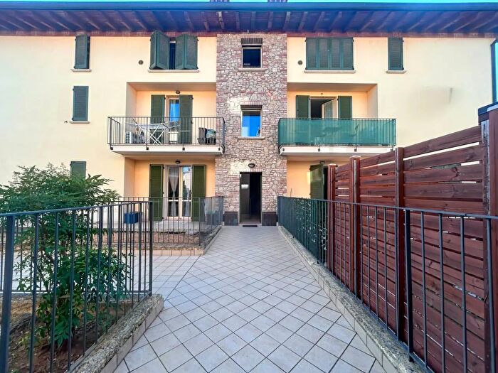Appartamento trilocale in vendita in Via Baracca, Rovato
