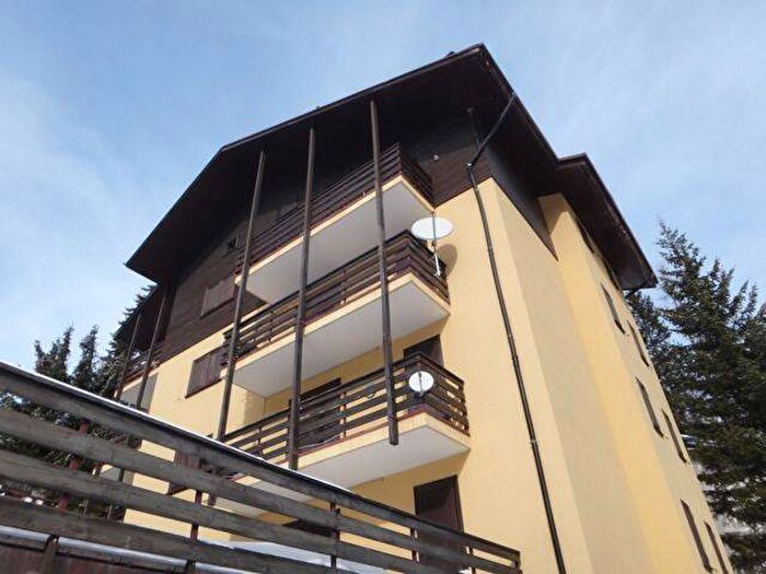 Appartamento con 5 locali in affitto in Via Antonio De Giacomi, Centro, Madesimo