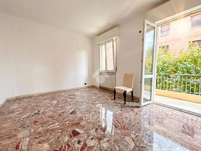 Appartamento quadrilocale in vendita in Via Cecati, Reggio nell'Emilia
