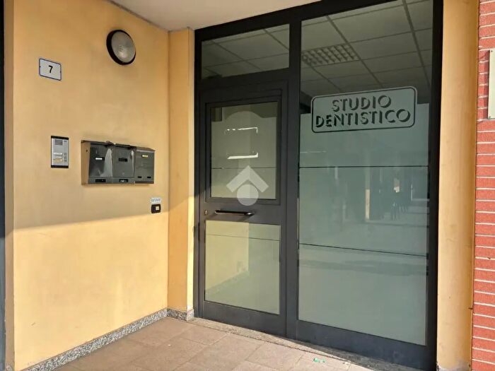 Appartamento bilocale in vendita in Piazza Venco, Albuzzano