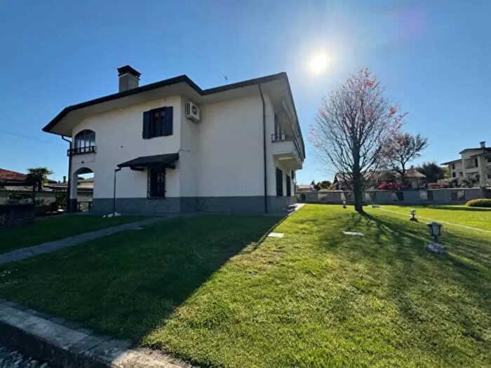 Casa con 6 locali in vendita in Via Ragazzi del, San Giorgio Su Legnano