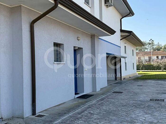 Appartamento con 9 locali in vendita in Via Calderini, Cividale Del Friuli