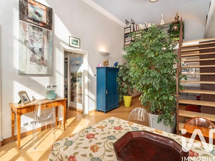 Appartamento quadrilocale in vendita in Via Bellezia, Torino