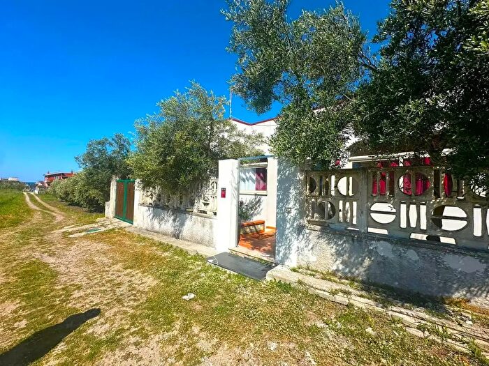 Casa trilocale in vendita in Levagnole Monte, Sessa Aurunca