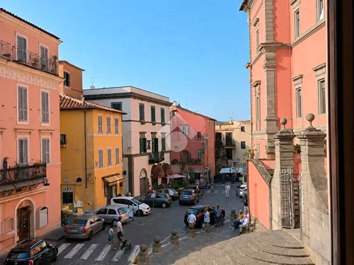 Appartamento in vendita in Largo Largo G Oberdan, Marino