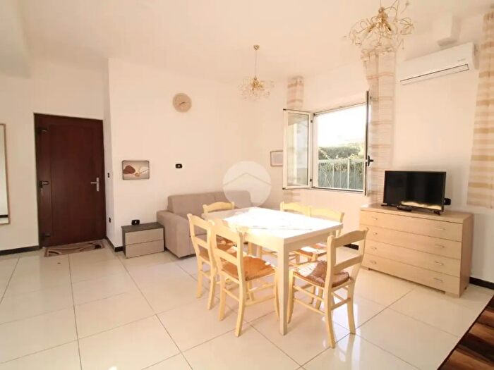 Appartamento quadrilocale in vendita in Via Demetra, Capaccio