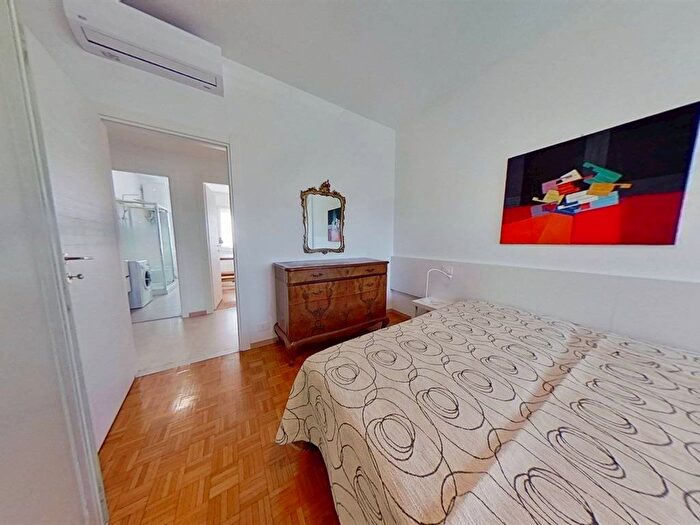 Appartamento trilocale in affitto in Via Vittorio Scialoia, Affori, Milano