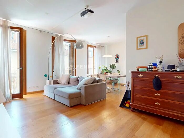 Appartamento trilocale in vendita in Via Vittor Pisani, Milano