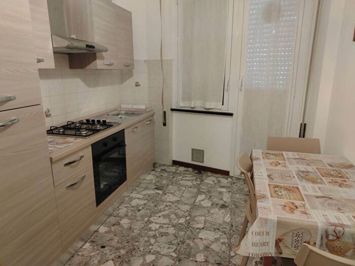 Appartamento trilocale in affitto in Via San Giorgio, Centro, Albisola Superiore