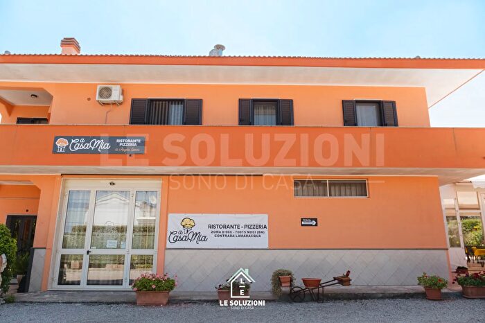 Case in Vendita e in Affitto - 3