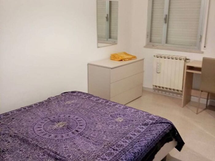 Appartamento trilocale in affitto in Via Giambattista Rodio, Catanzaro Lido, Catanzaro