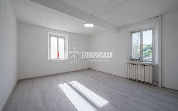 Appartamento trilocale in vendita in Via Doccia, Savignano Sul Panaro