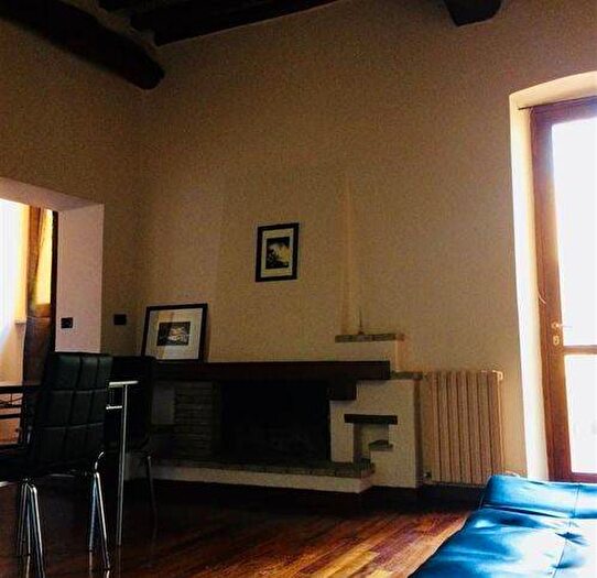 Appartamento trilocale in affitto in Via Pignattara, Centro Storico, Foligno