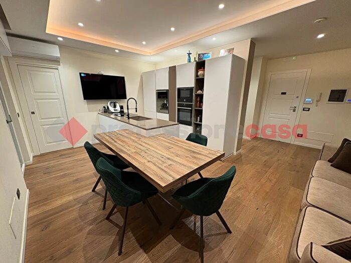 Casa con 5 locali in vendita in Strada San Girolamo, Bari