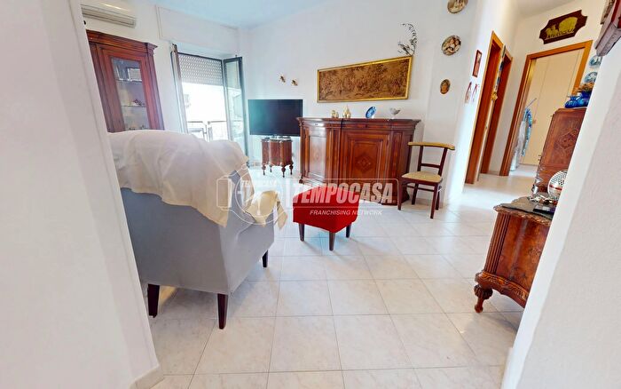 Appartamento trilocale in vendita in Via Giuseppe Garibaldi, Cinisello Balsamo