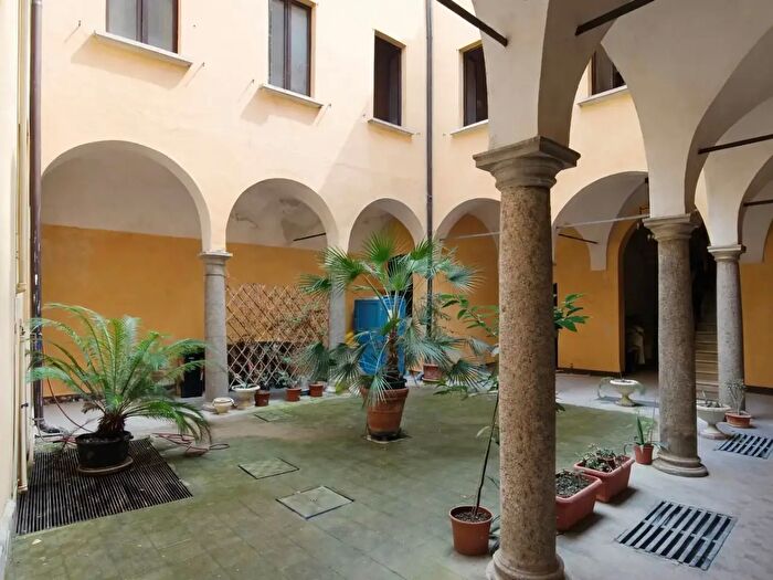 Appartamento trilocale in vendita in Piacenza