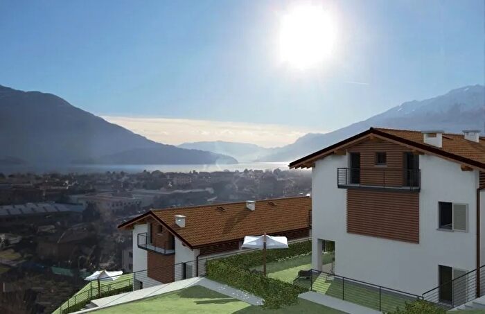 Appartamento monolocale in vendita in Via Case Sparse Domaso Panoramico, Domaso