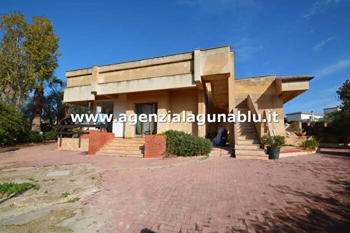 Casa con 5 locali in vendita in Viale Africa, Mazara Del Vallo